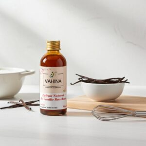 Préparation dessert avec extrait de vanille Bourbon Vahina et ustensiles